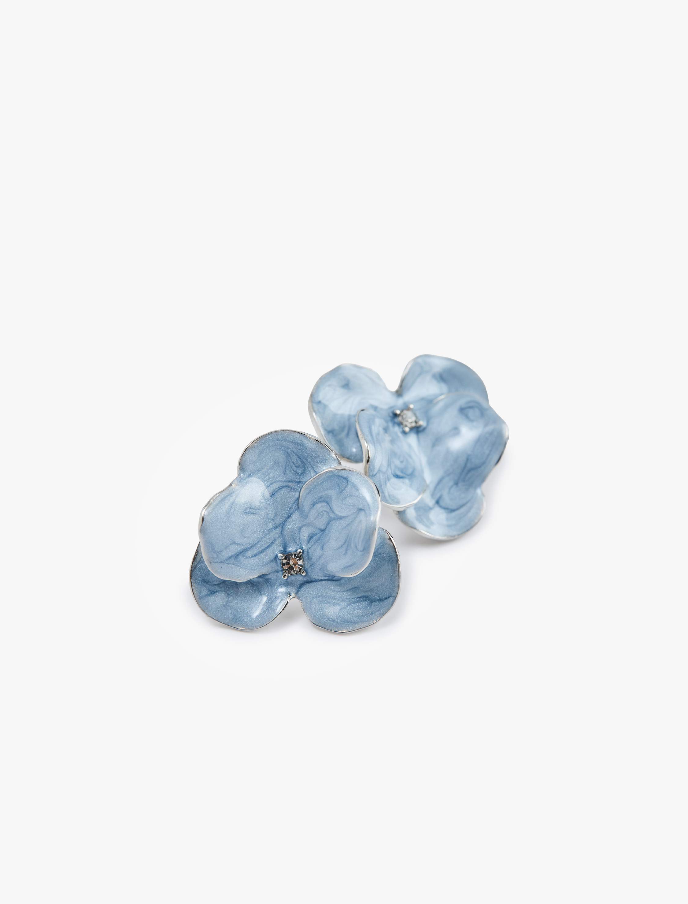  Kadın Taş Detaylı Çiçekli Küpe