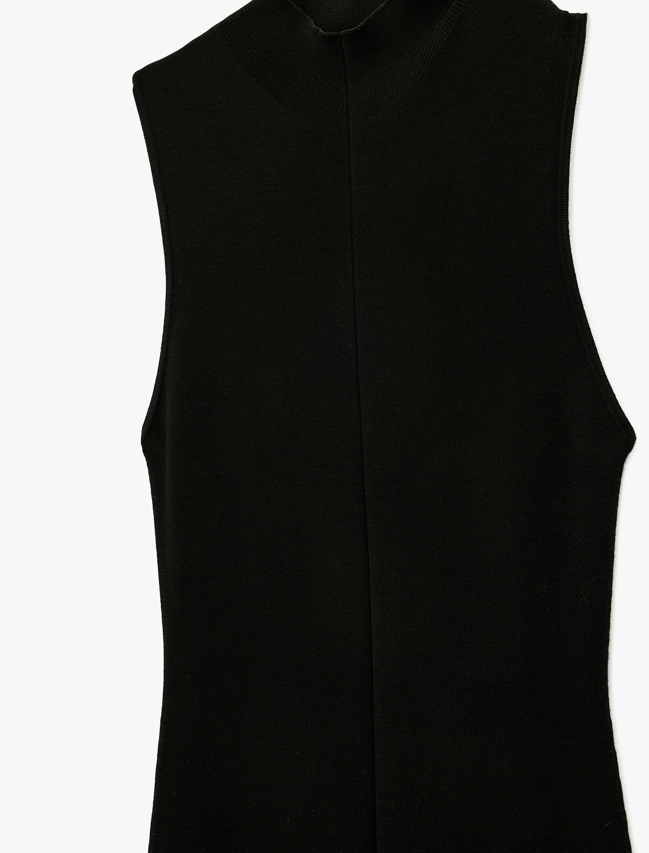   Dik Yaka Viskon Kolsuz Triko Elbise