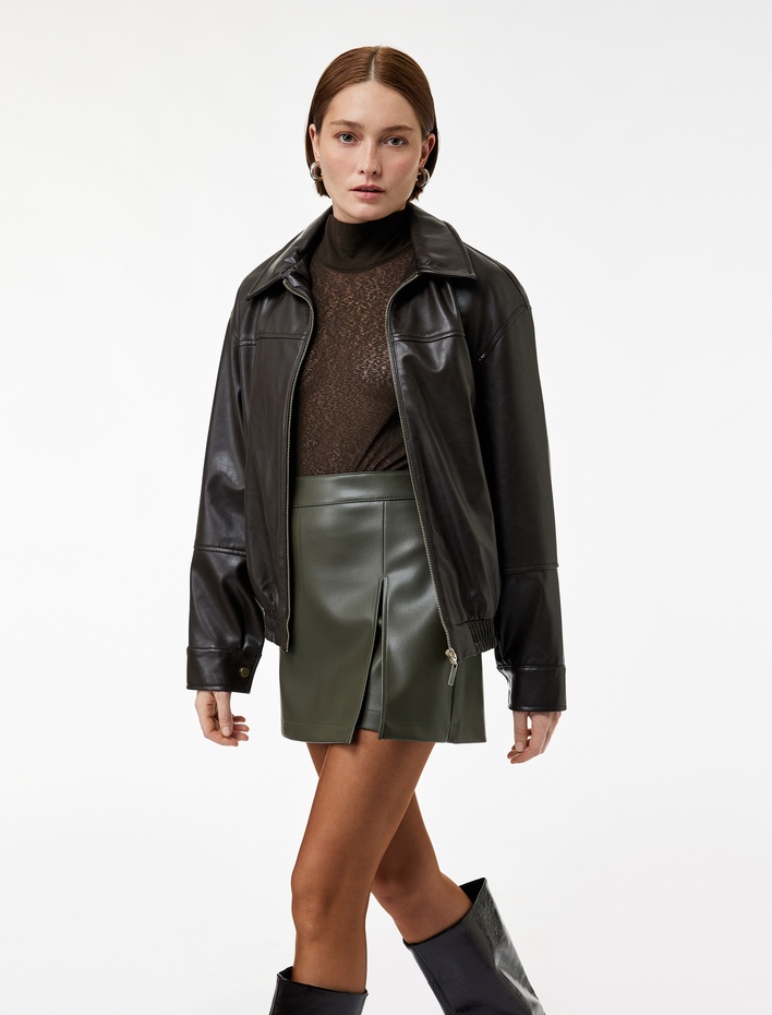  Slim Fit Yırtmaç Detaylı A Kesim Mini Saten Şort Etek