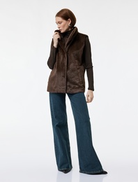 Çıt Çıt Düğme Detaylı Kolsuz Oversize Dik Yaka Suni Kürk Yelek