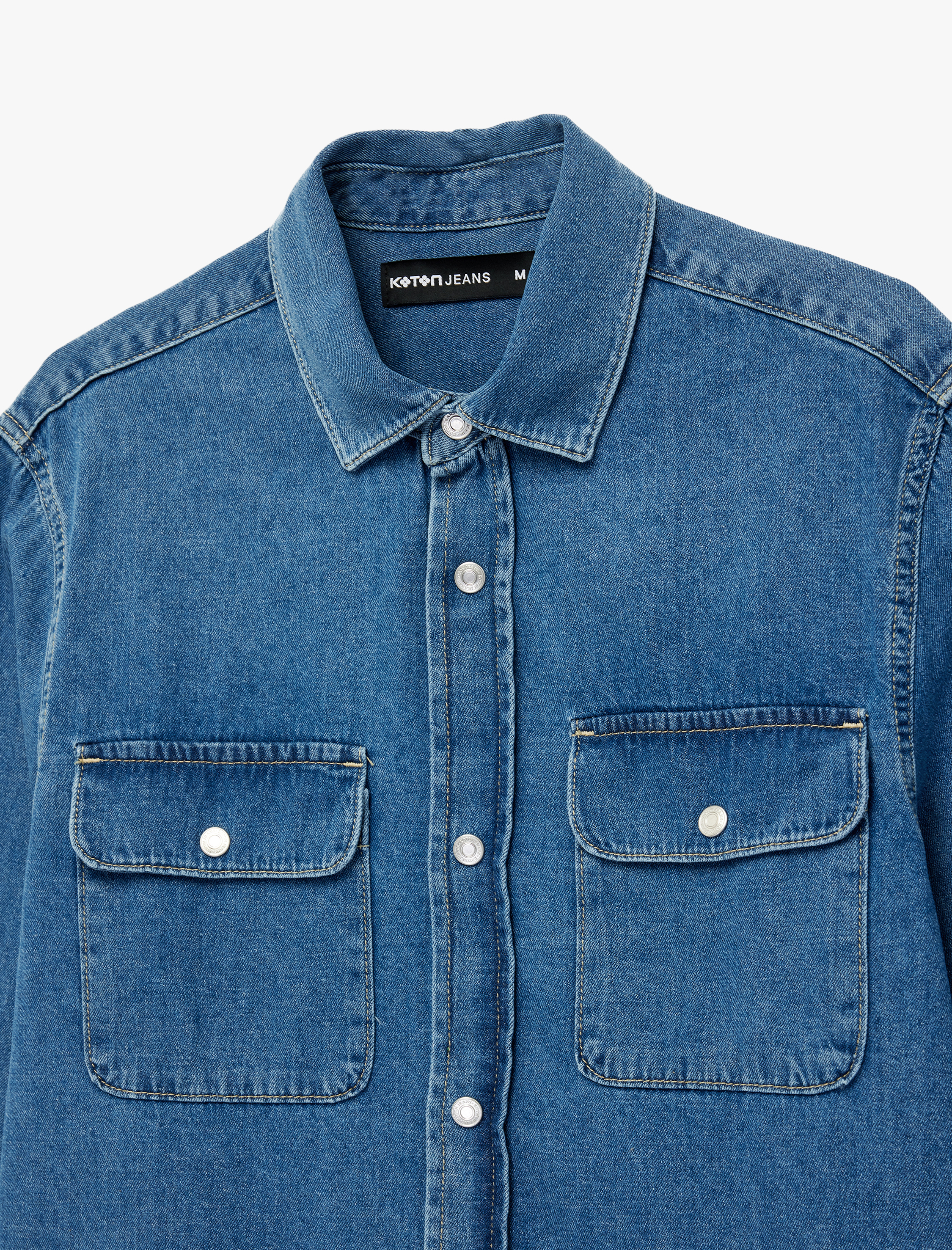   Rahat Kalıp Uzun Kollu Düğmeli Kapaklı Cepli Klasik Yaka Pamuklu Jean Gömlek