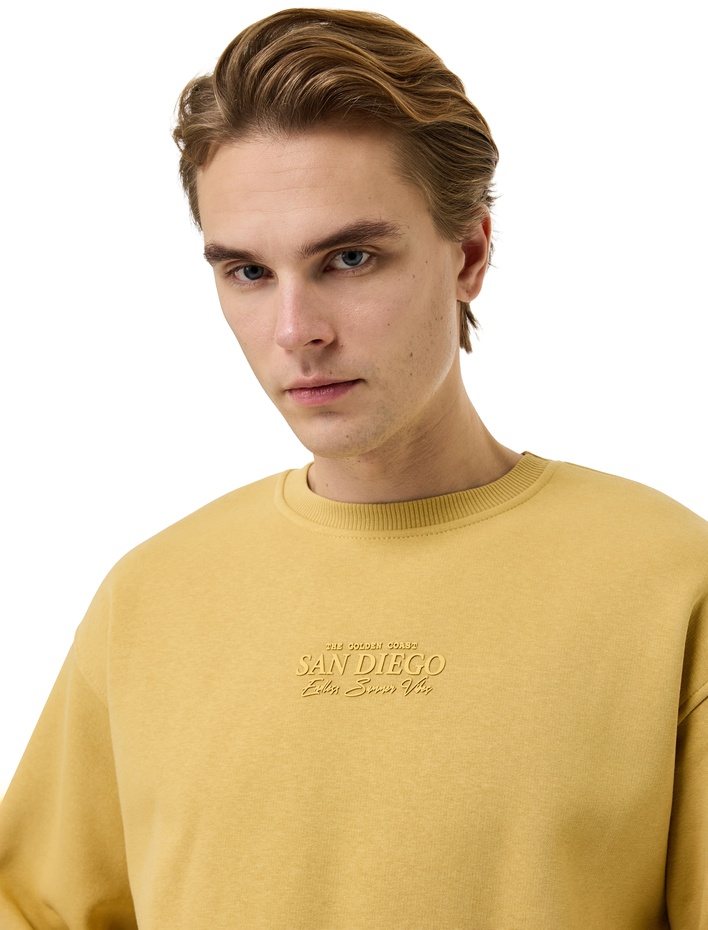  Uzun Kollu Bisiklet Yaka Oversize Baskılı Sweatshirt