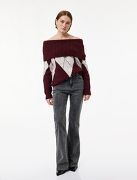 Uzun Kollu Omzu Açık Baklava Desenli Kazak