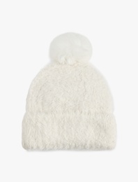 Pon Pon Detaylı Peluş Bere