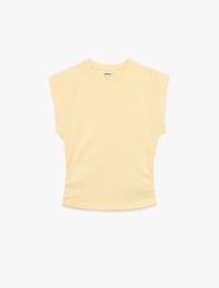 Kısa Kollu Bisiklet Yaka Pamuklu Slim Fit Büzgülü Tişört