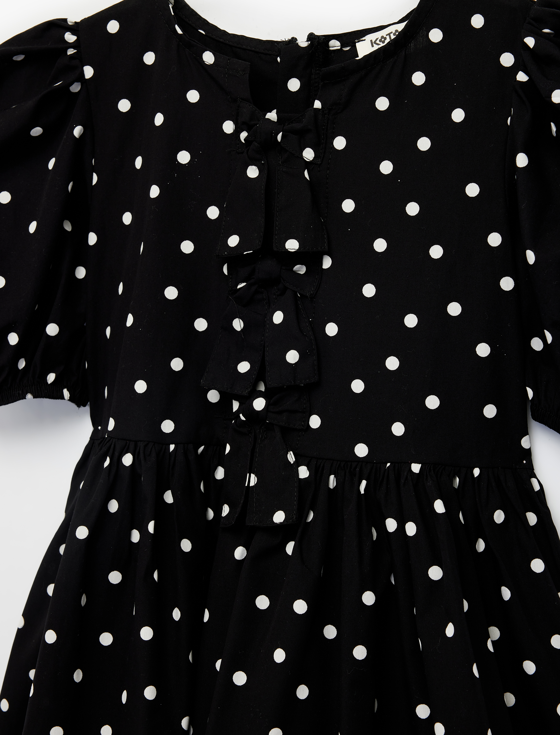  Kız Çocuk Bisiklet Yaka Balon Kollu Fiyonk Detaylı Pamuklu Puantiyeli Elbise