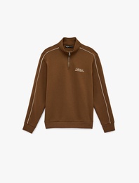 Uzun Kollu Regular Fit Yarım Fermuarlı Sweatshirt
