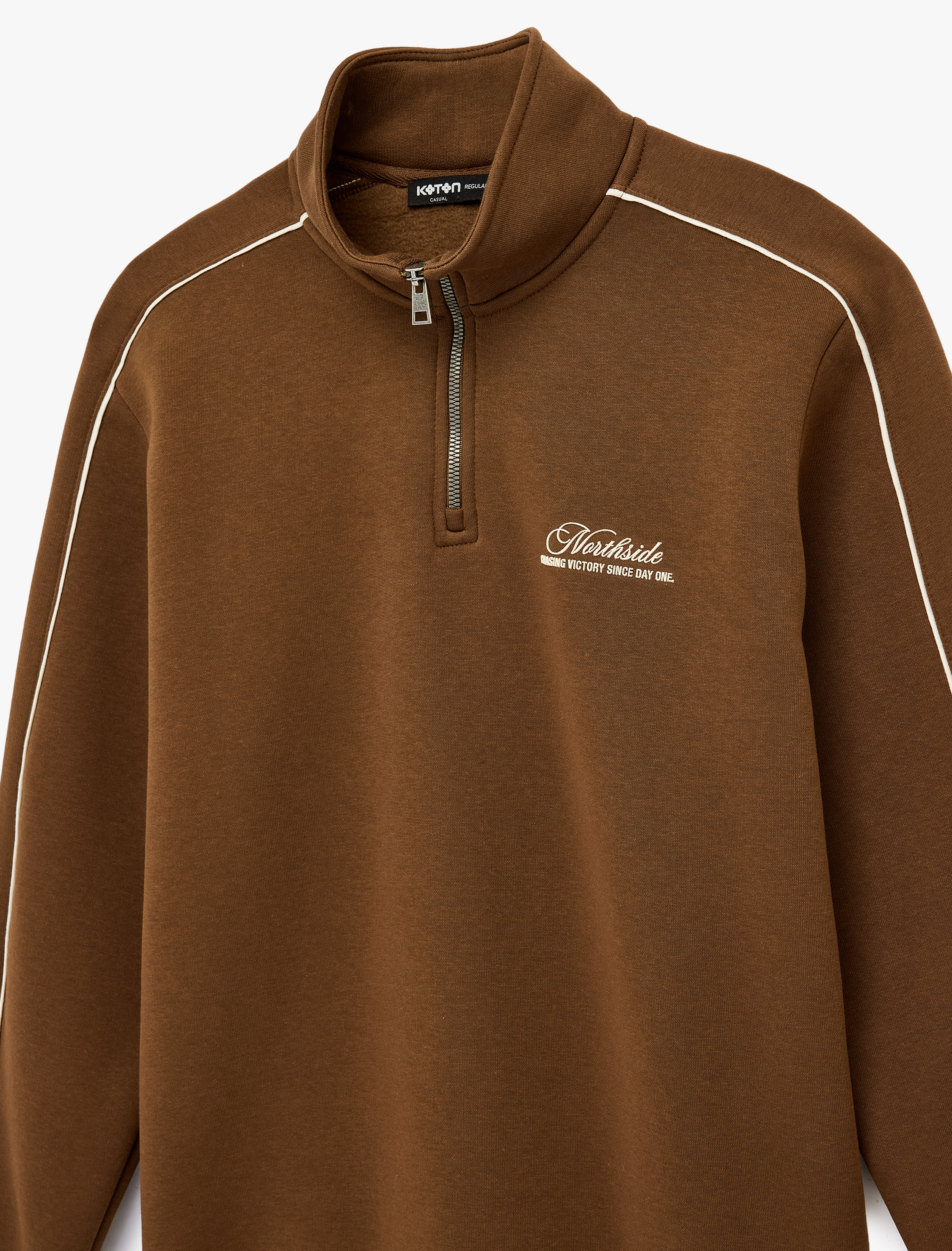   Uzun Kollu Regular Fit Yarım Fermuarlı Sweatshirt