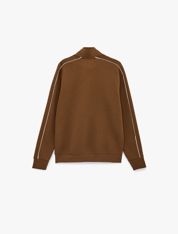  Uzun Kollu Regular Fit Yarım Fermuarlı Sweatshirt