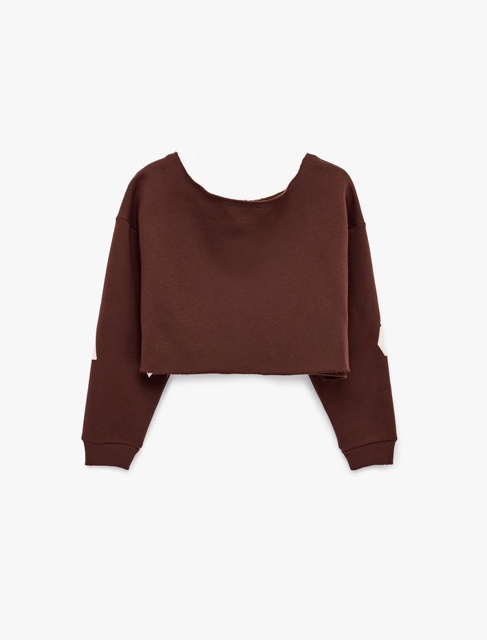  Uzun Kollu Kayık Yaka Baskılı Oversize Crop Sweatshirt