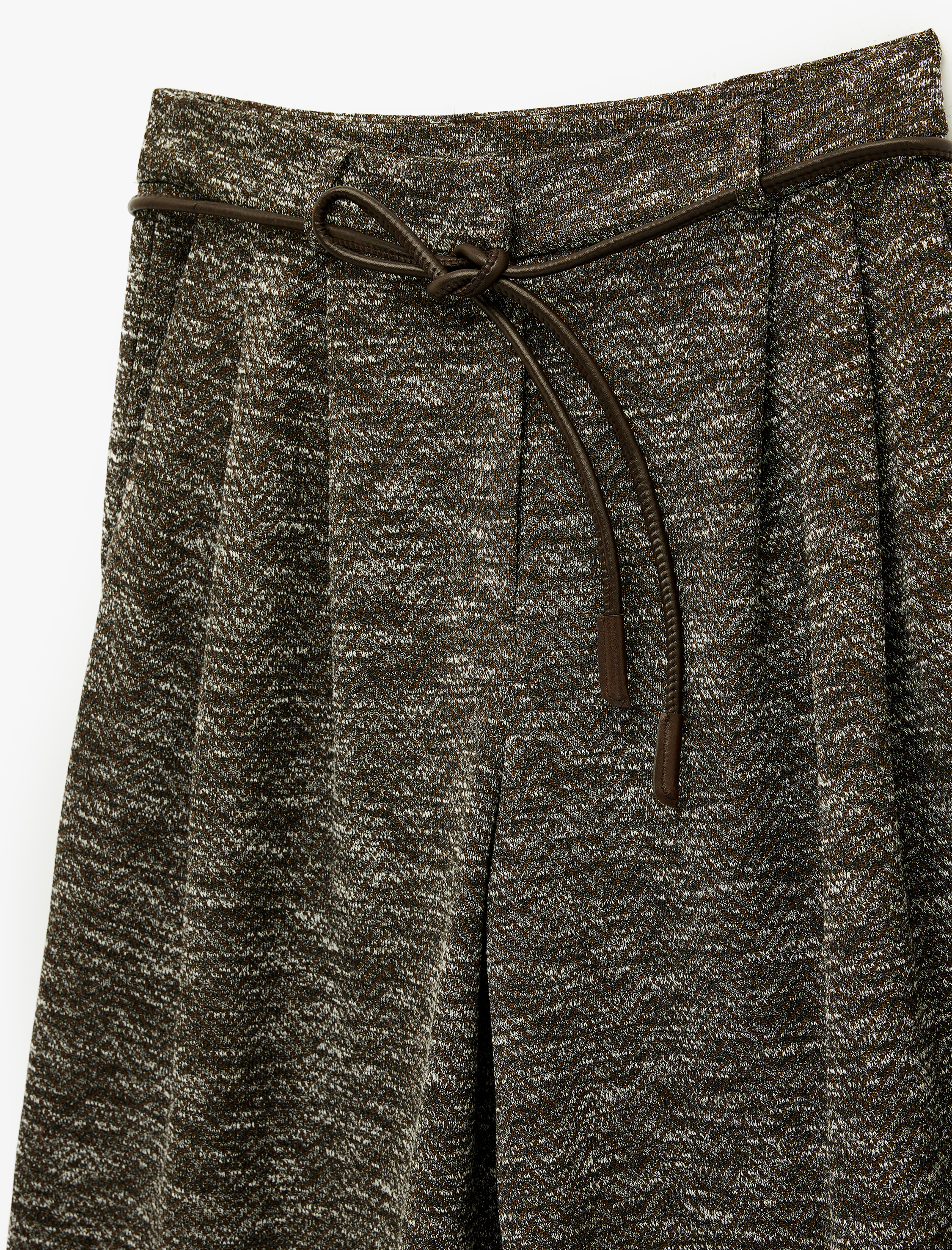   Desenli Kemer Detaylı Cepli Dokulu Pantolon