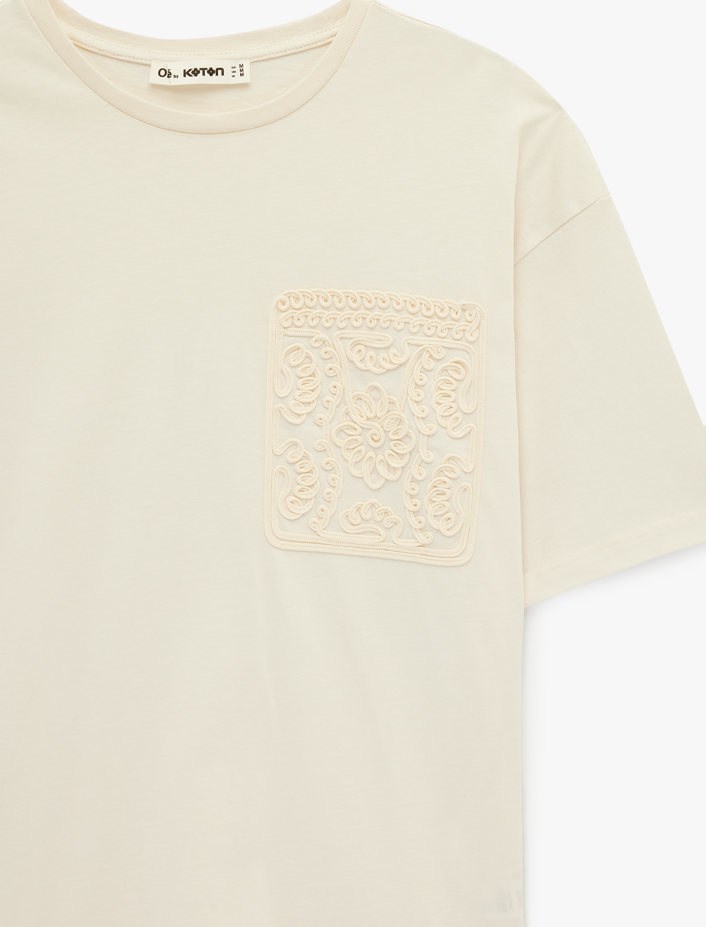   Nakış Detaylı Kısa Kollu Cepli Bisiklet Yaka Pamuklu Tişört