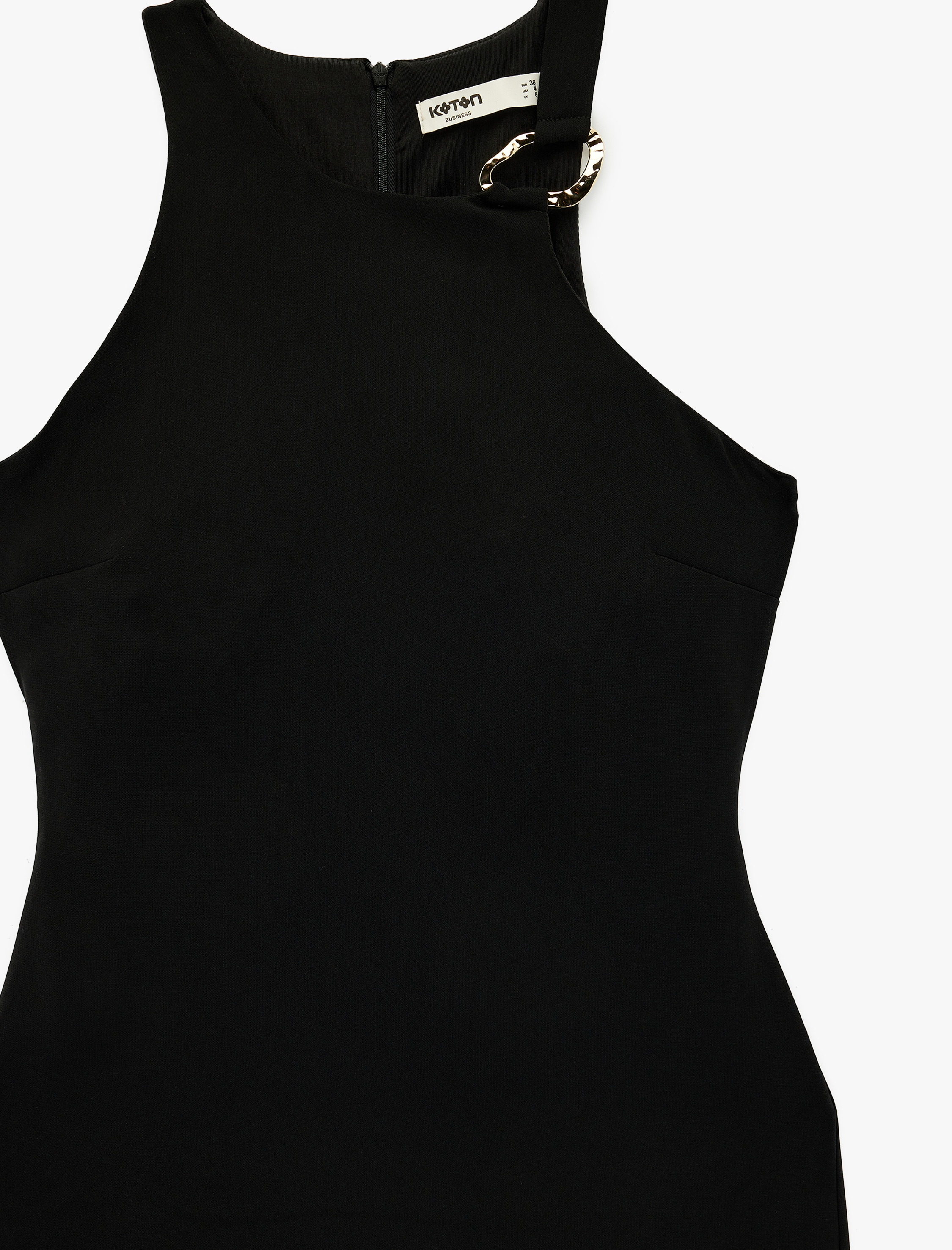   Halter Yaka Metal Aksesuarlı A Kesim Kolsuz Uzun Elbise