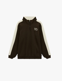 Regular Fit Uzun Kollu Renk Kontrastlı Baskılı Yarım Fermuarlı Sweatshirt