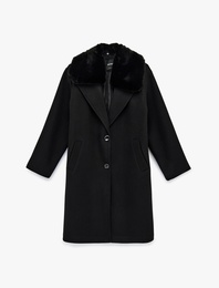 Uzun Kollu Düğmeli Cepli Çıkarılabilir Suni Kürklü Kaşe Kaban