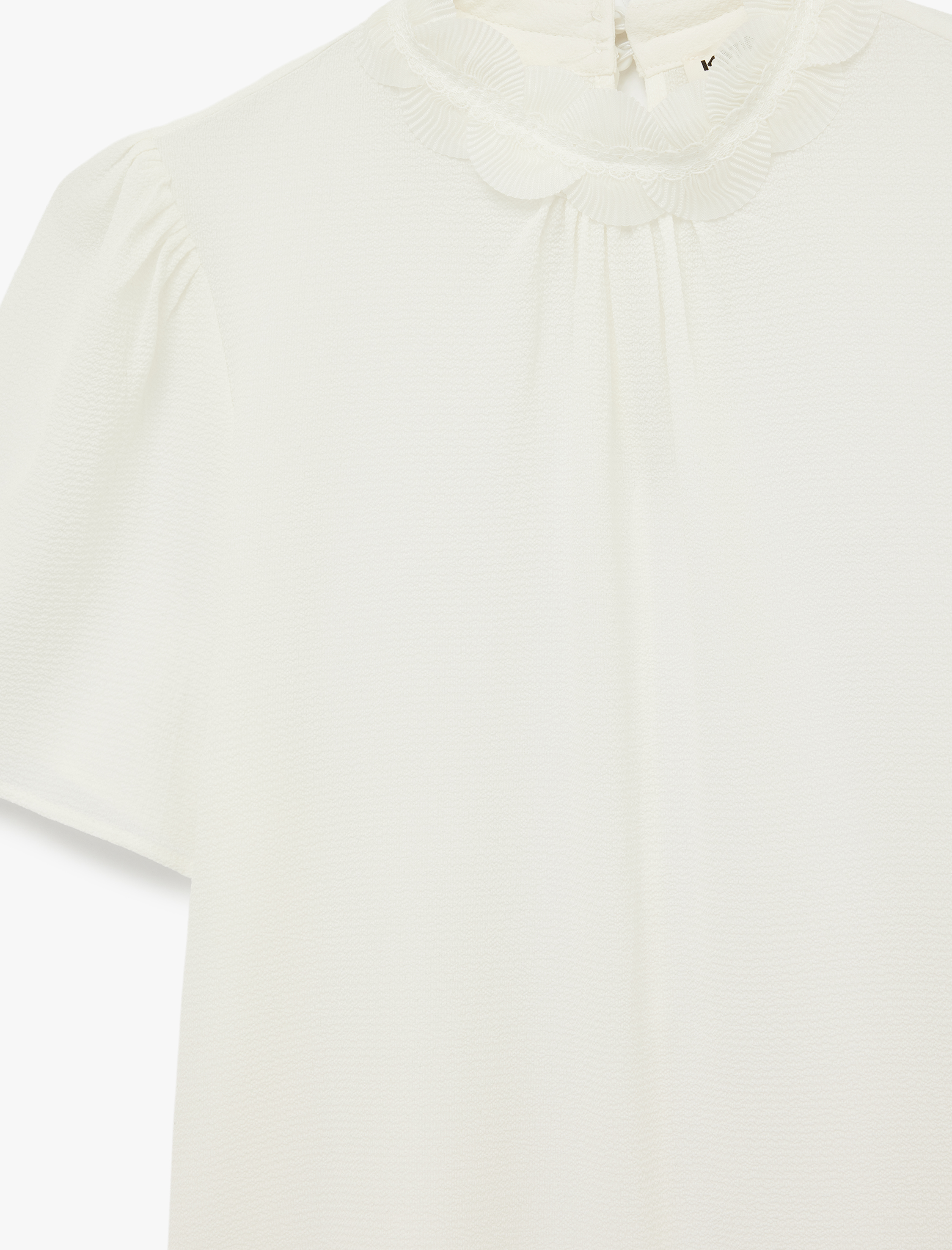   Keten Karışımlı Kısa Kollu Dik Fırfırlı Yaka Bluz