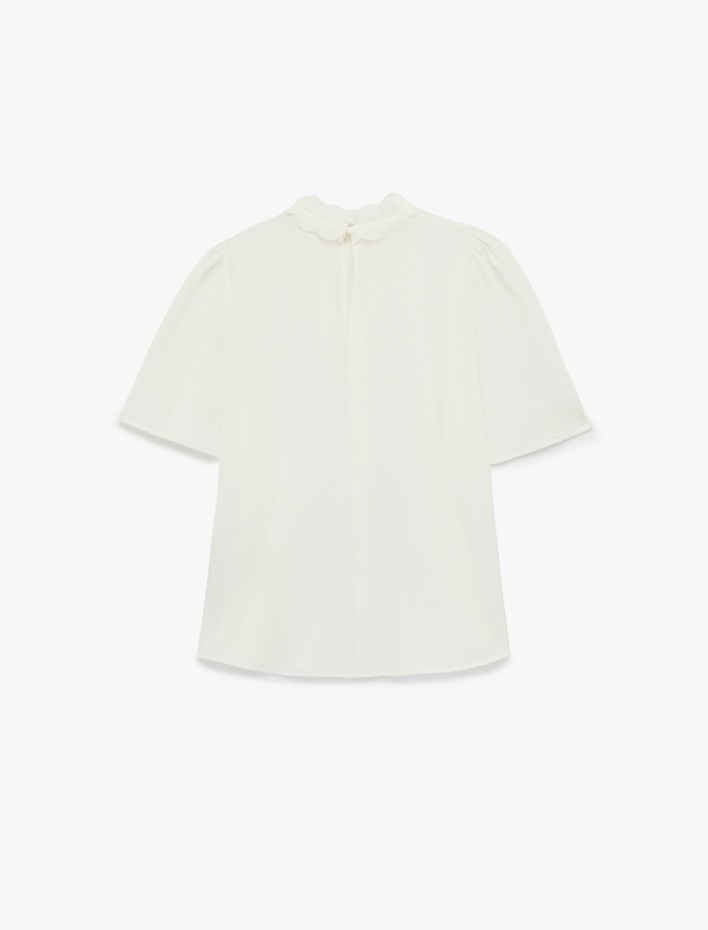  Keten Karışımlı Kısa Kollu Dik Fırfırlı Yaka Bluz