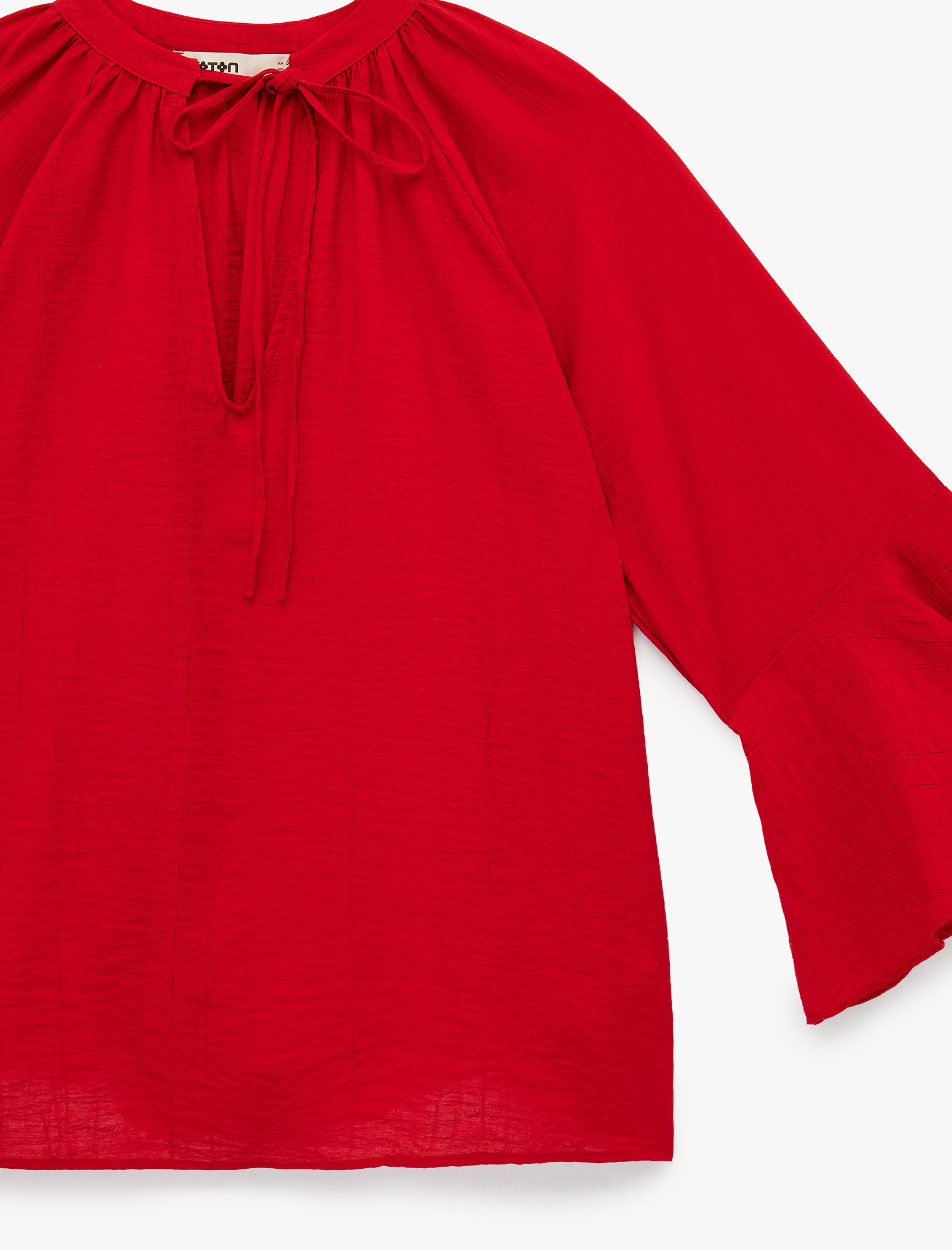   Bağcıklı Yuvarlak Yaka Viskon Fırfırlı 3/4 Kollu Bluz