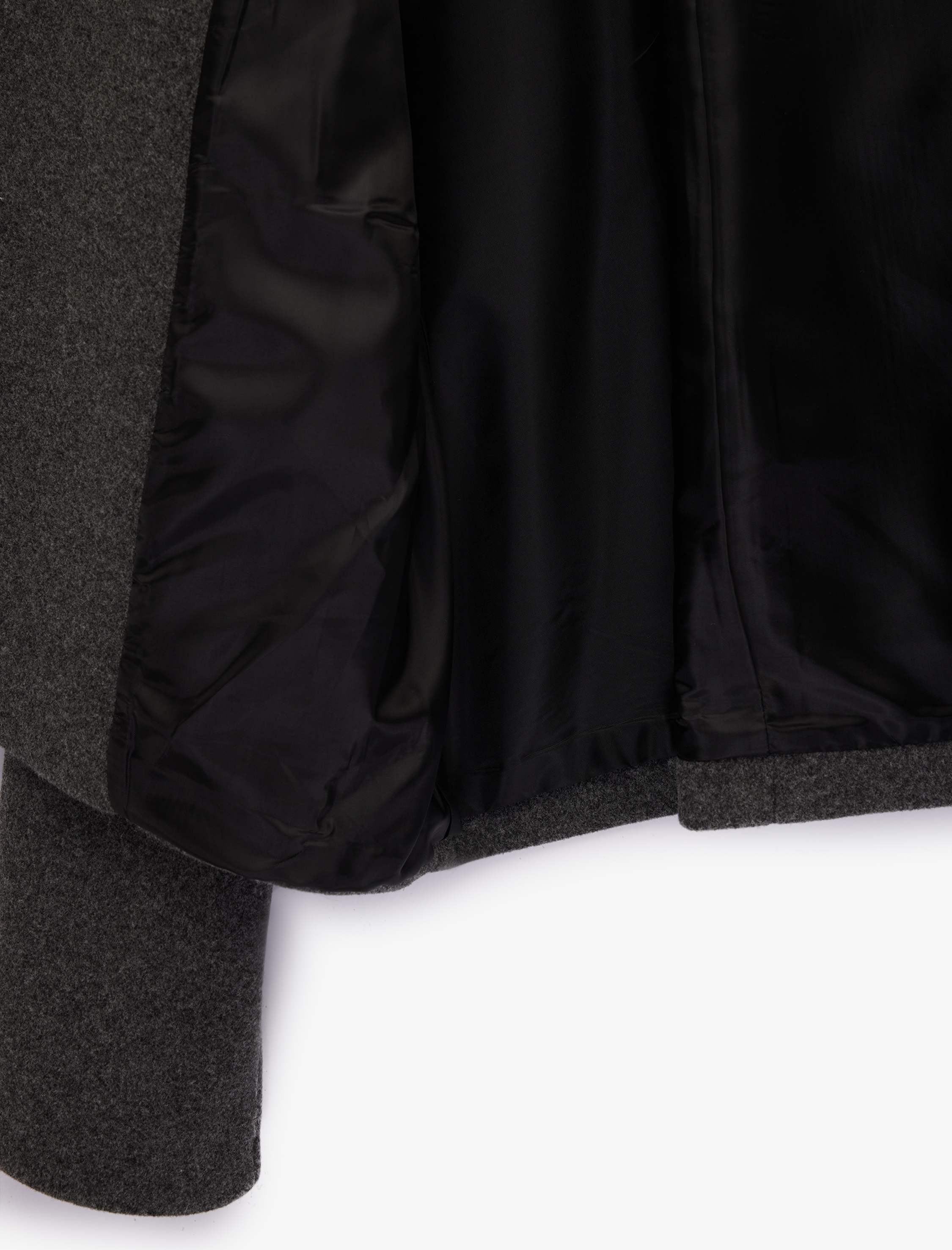   Uzun Kollu Dik Yaka Cep Detaylı Düğmeli Crop Ceket