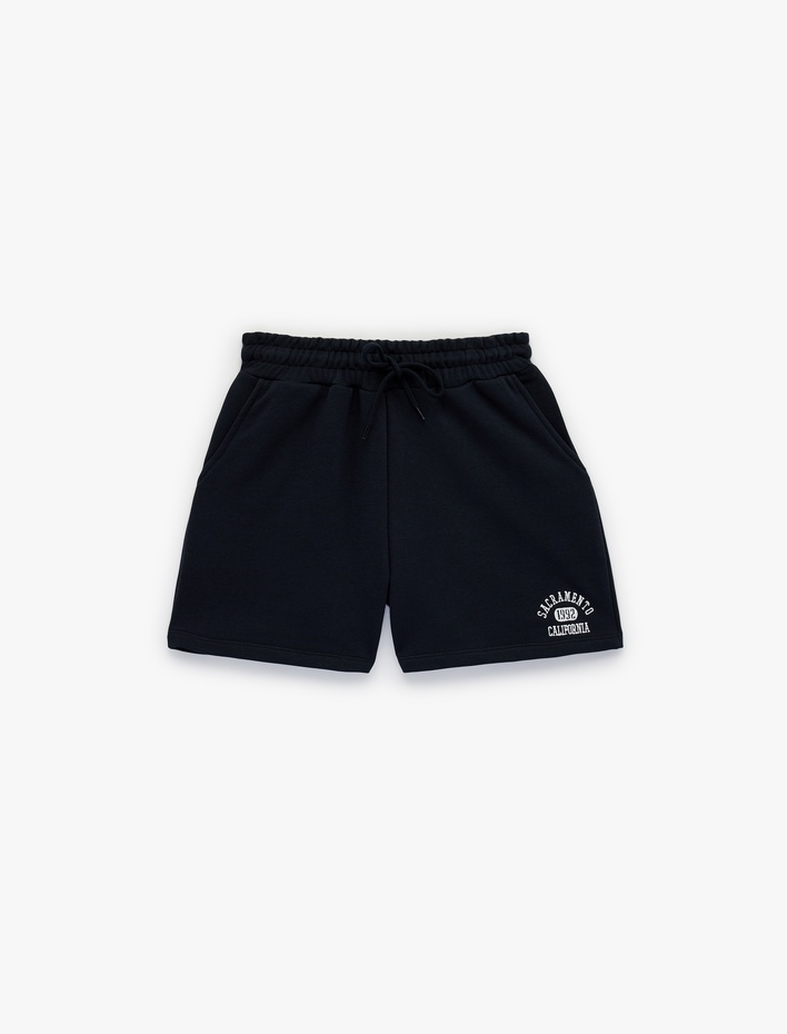  Rahat Kalıp Beli Bağcıklı Nakışlı Mini Şort