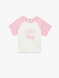 Pamuklu Kısa Kollu Bisiklet Yaka Kiraz Baskılı Tişört