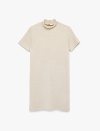 Hafif Dik Yaka Kısa Kollu Slim Fit Mini Elbise