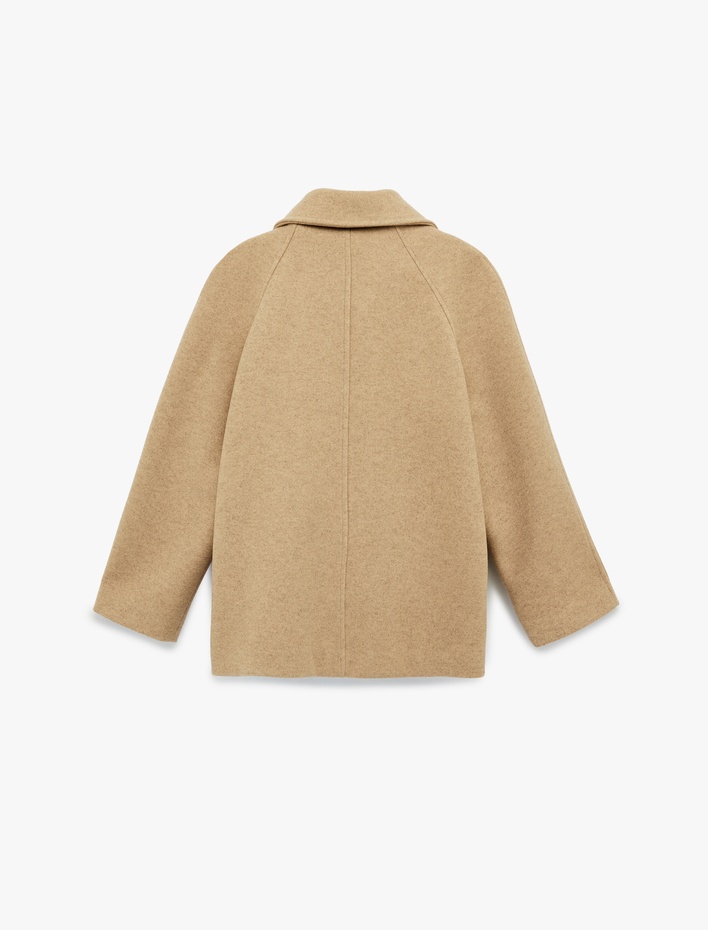  Cepli Düğmeli Uzun Kollu Kısa Kaşe Kaban