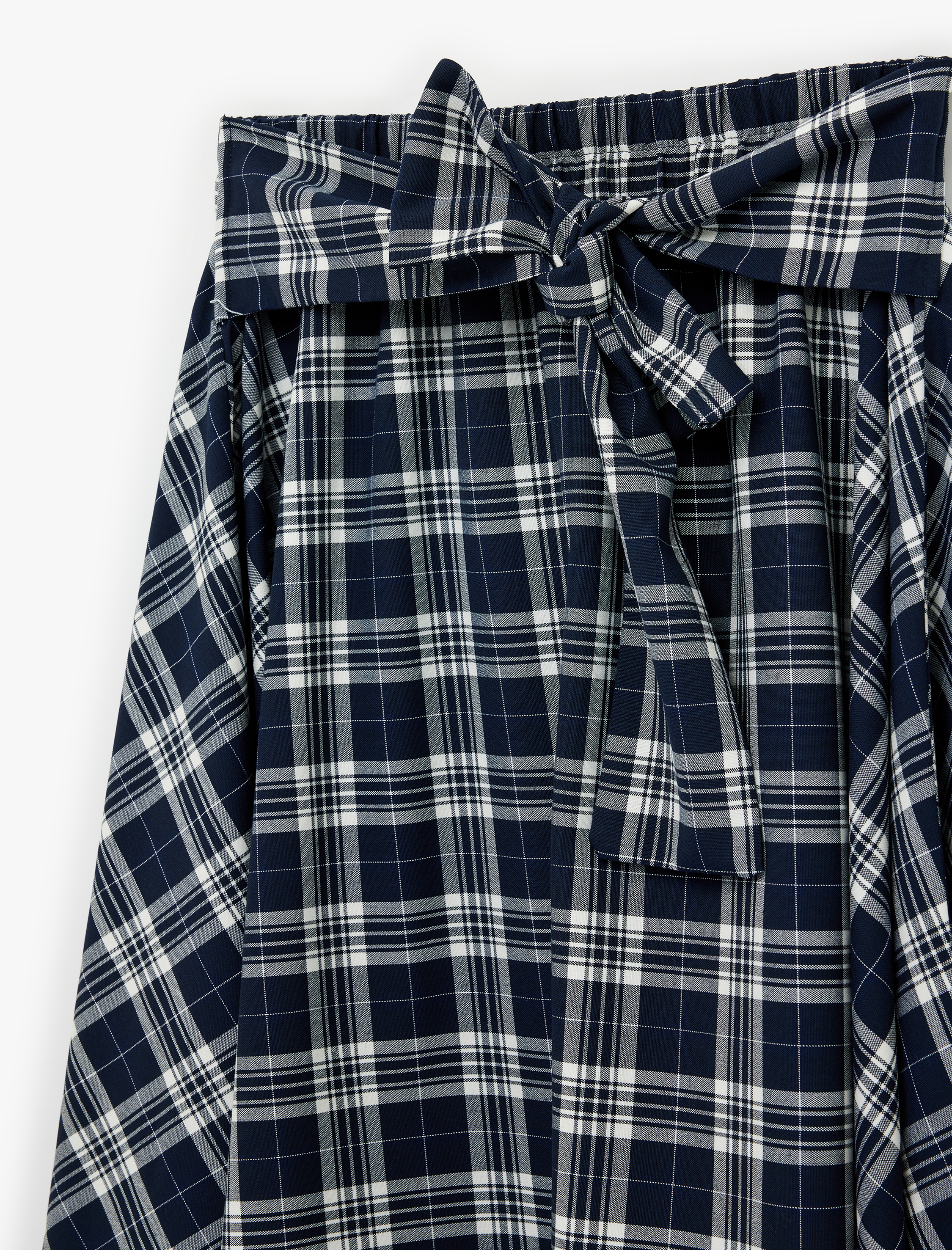   Asimetrik Beli Bağcıklı Fırfırlı Ekose Midi Etek