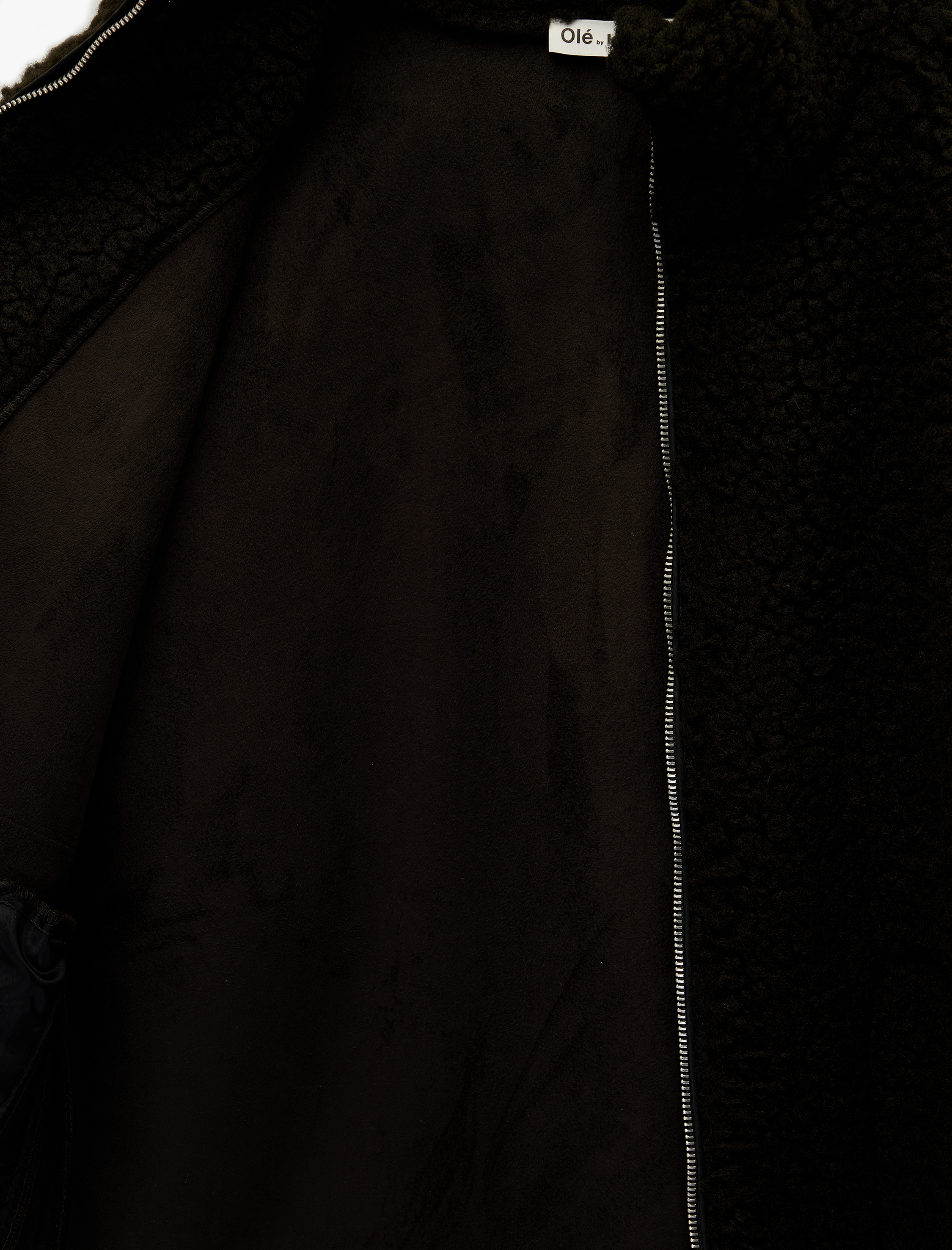   Fermuarlı Dik Yaka Uzun Kollu Peluş Ceket