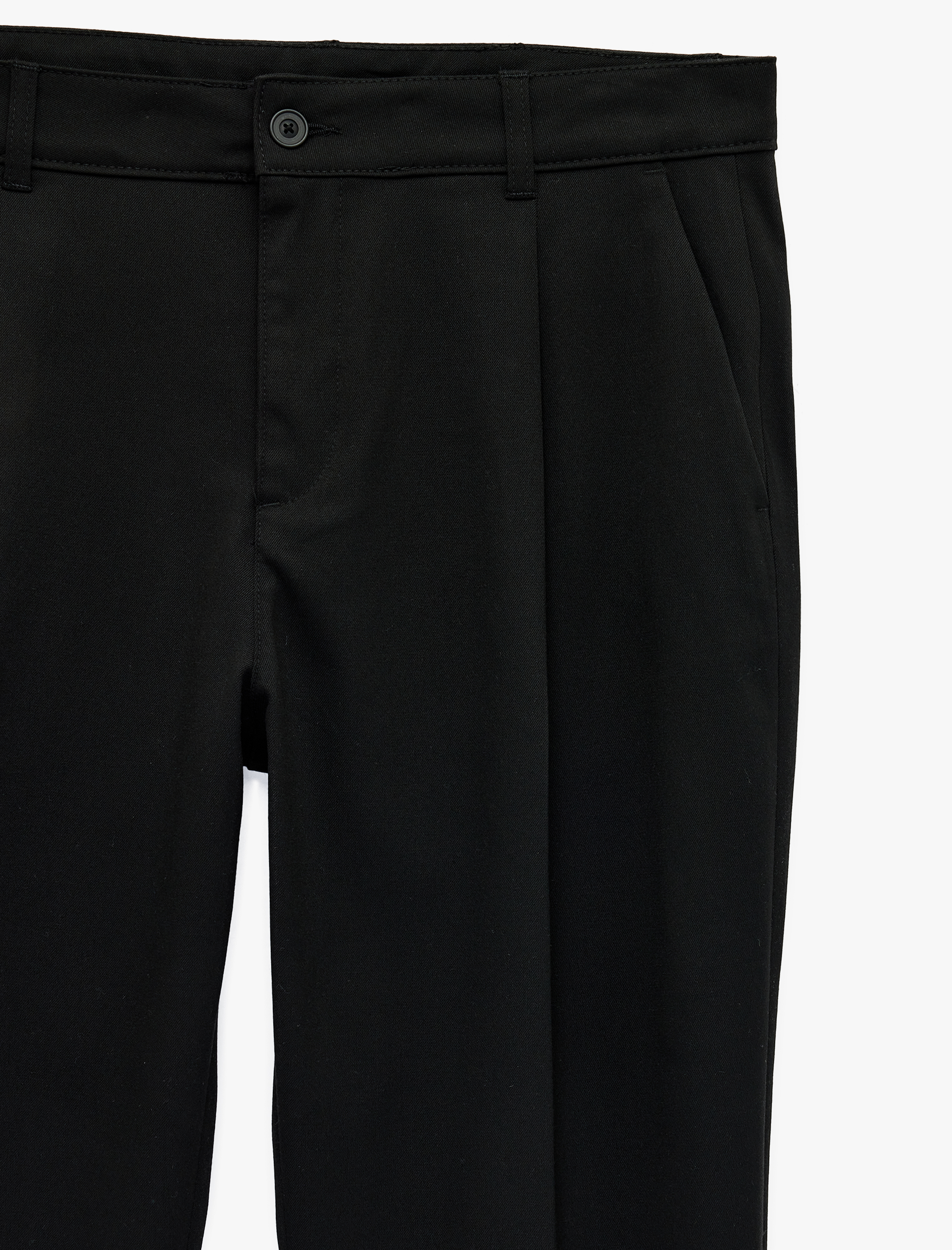   Rahat Kalıp Cepli Viskon Karışımlı Pileli Kumaş Pantolon