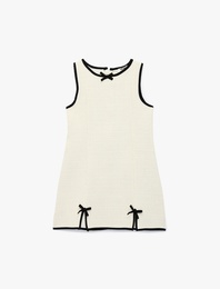 Bisiklet Yaka Kolsuz Fiyonk Detaylı Jile Elbise