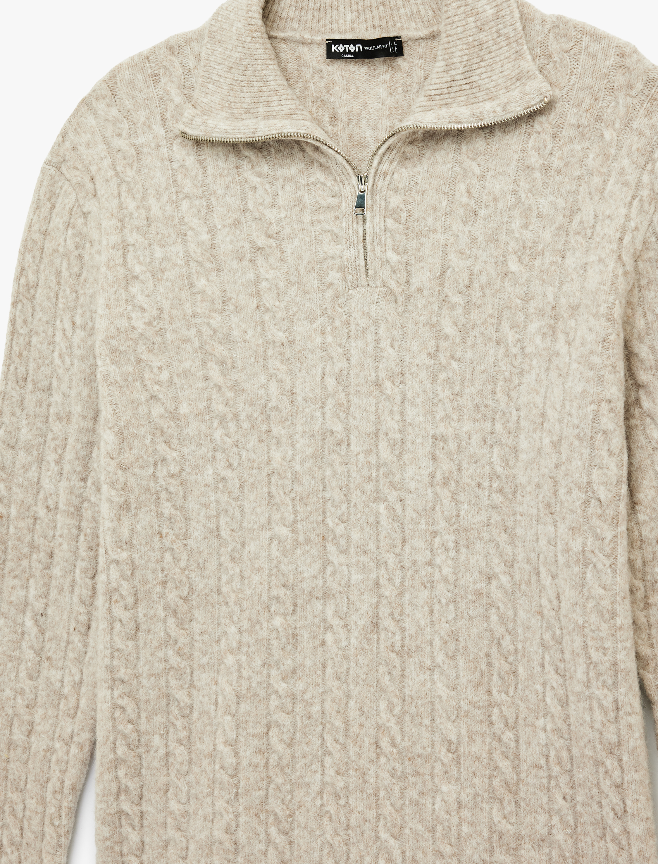   Uzun Kollu Saç Örgü Dokulu Yarım Fermuarlı Triko Kazak