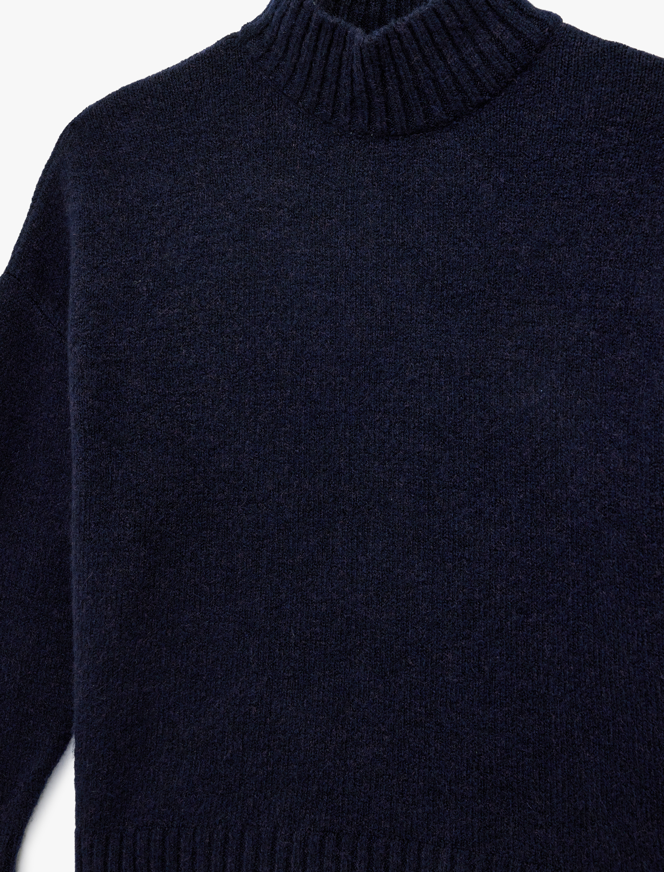   Dik Yaka Uzun Kollu Oversize Triko Kazak