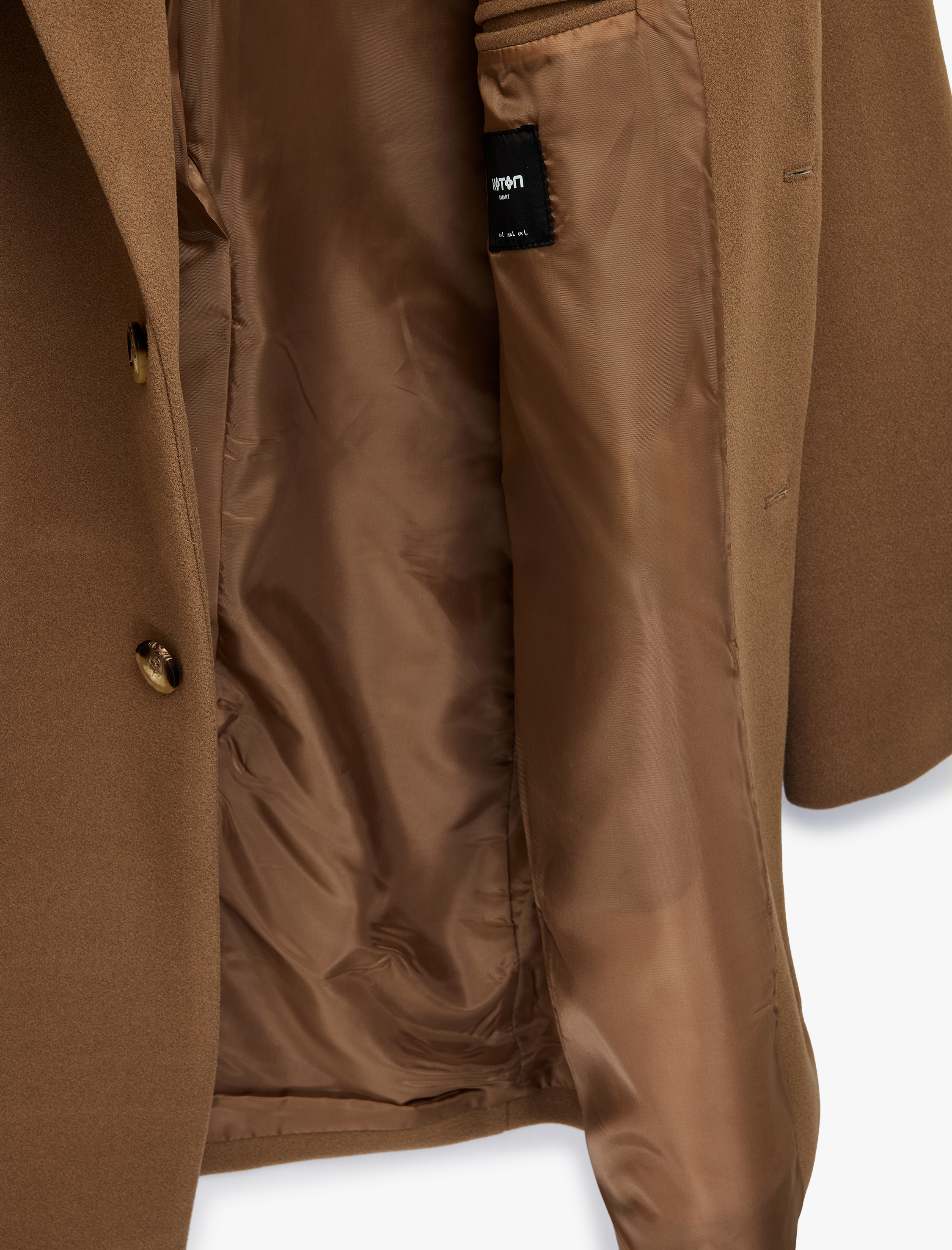   Uzun Kollu Kapaklı Cepli Düğmeli Mono Yaka Kaşe Kaban