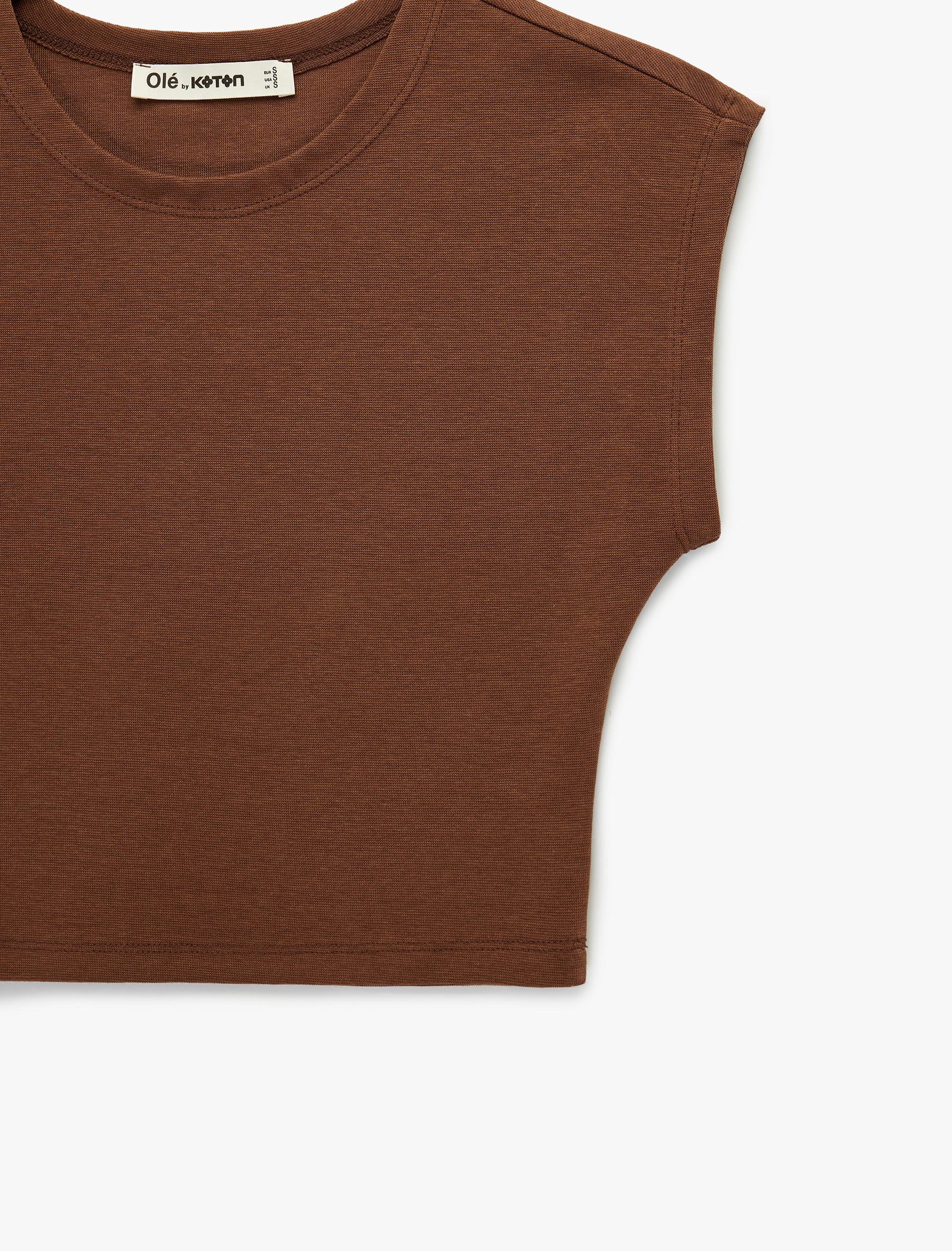   Modal Karışımlı Slim Fit Bisiklet Yaka Kolsuz Crop Tişört