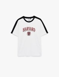Regular Fit Kısa Kollu Renk Kontrastlı Bisiklet Yaka Baskılı Harvard Lisanslı Tişört