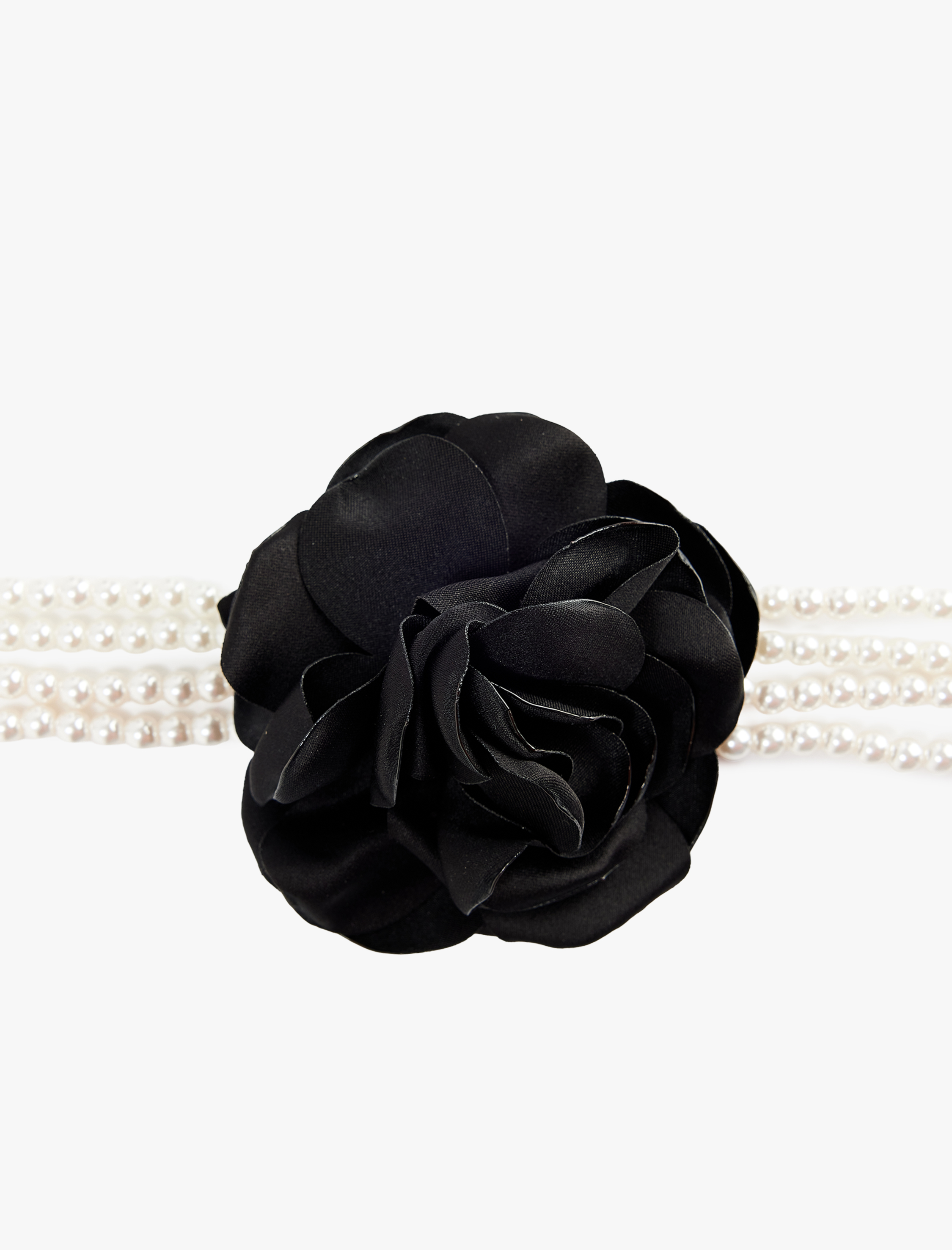  Kadın Çiçekli İnci Choker Kolye