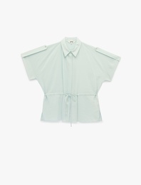 Apolet Detaylı Belden Bağlama Detaylı Kısa Kollu Düğmeli Gömlek