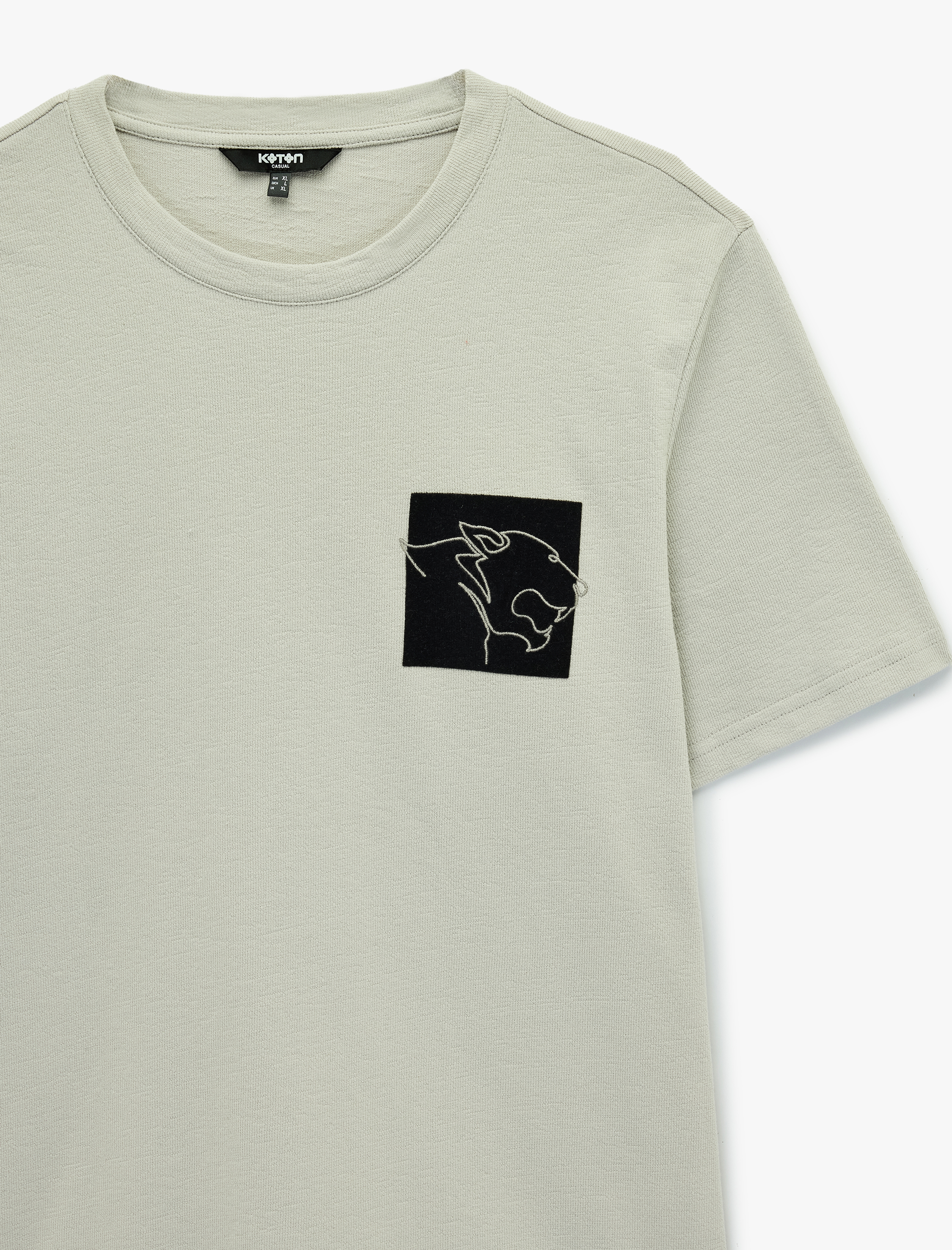   Regular Fit Kısa Kollu Pamuklu Nakışlı Bisiklet Yaka Tişört