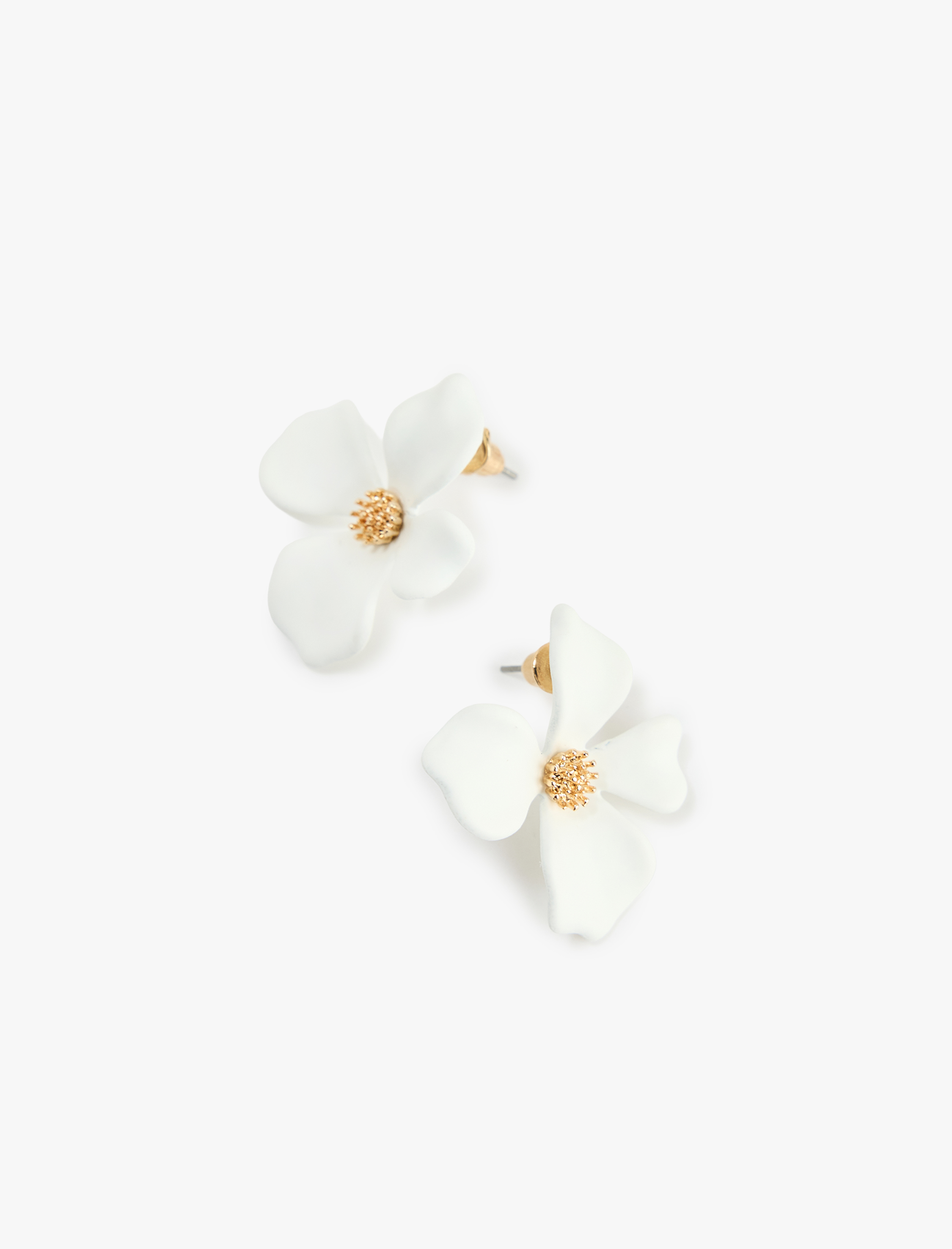  Kadın Çiçek Küpe