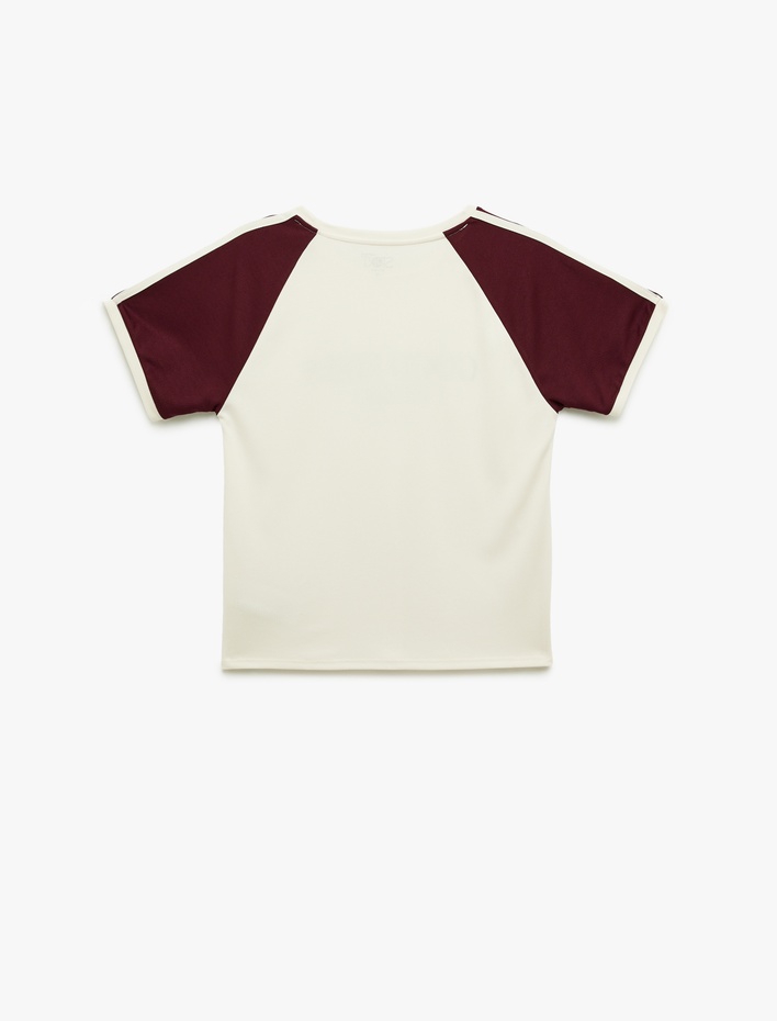  Rahat Kalıp Kısa Reglan Kollu Bisiklet Yaka Baskılı Spor Tişört