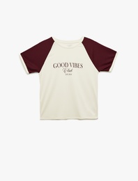 Rahat Kalıp Kısa Reglan Kollu Bisiklet Yaka Baskılı Spor Tişört