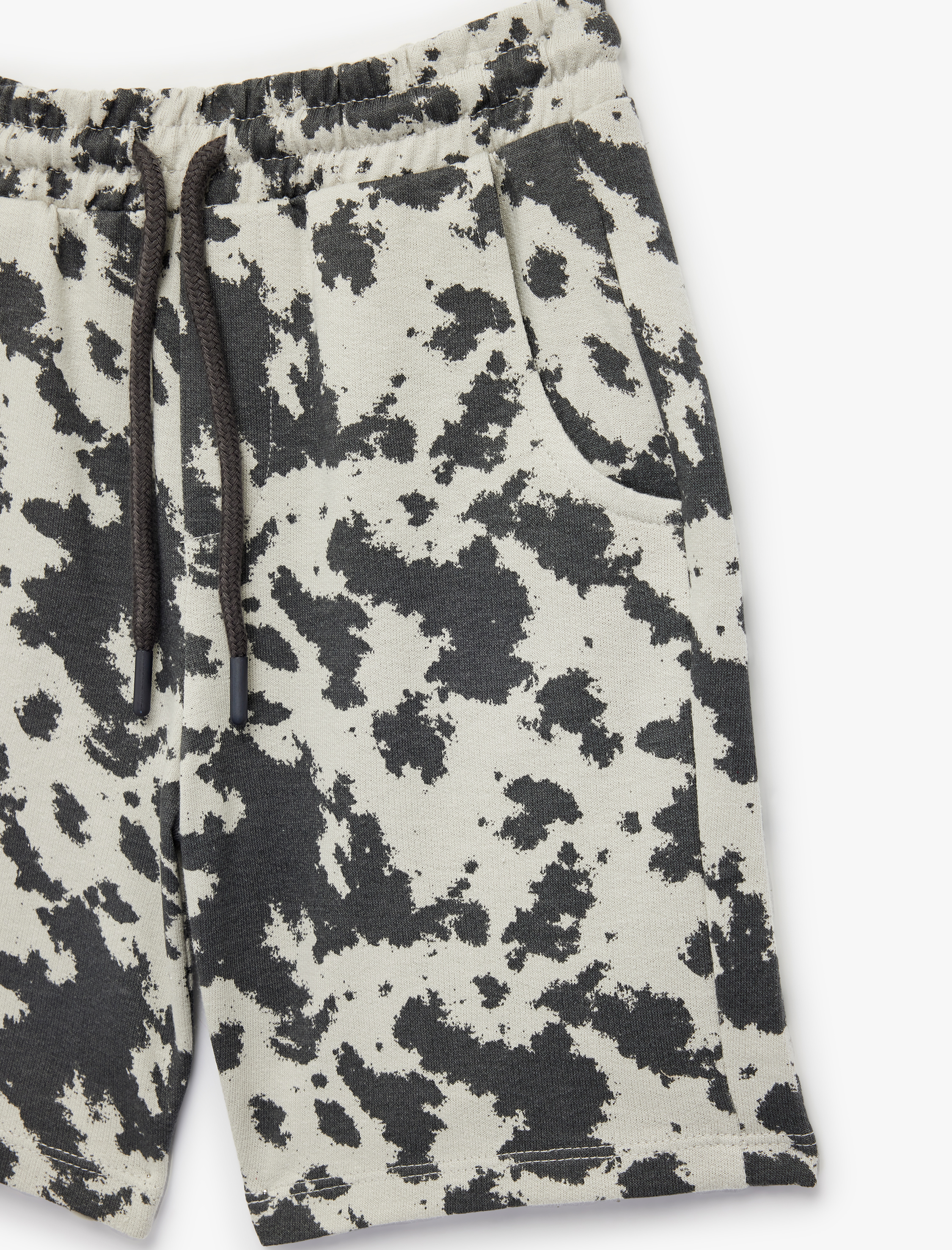  Erkek Çocuk Pamuklu Beli Bağcıklı Baskılı Cepli Şort