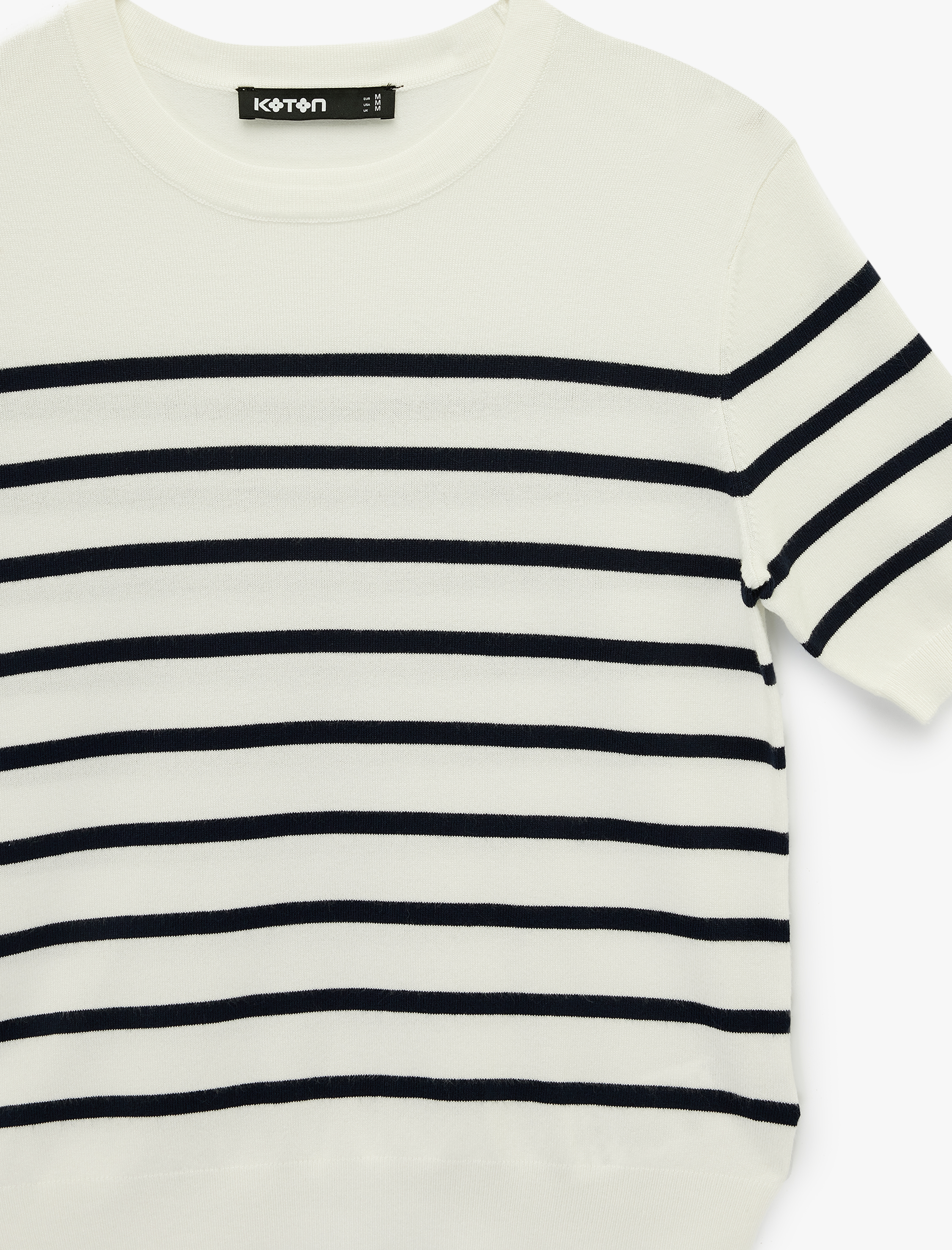   Regular Fit Kısa Kollu Bisiklet Yaka Çizgili Triko Kazak
