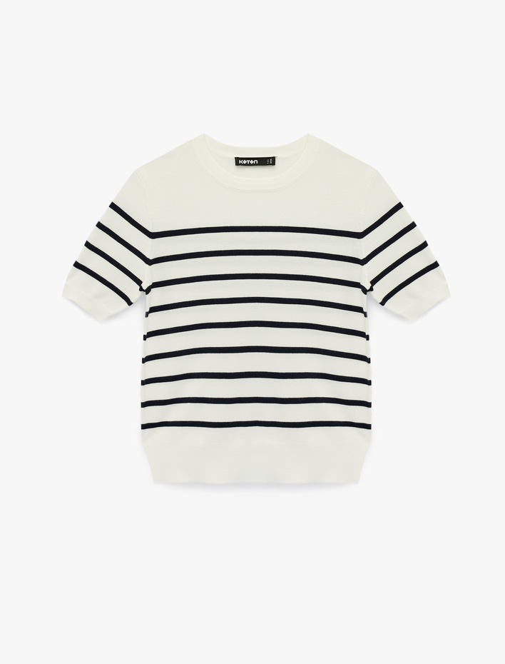  Regular Fit Kısa Kollu Bisiklet Yaka Çizgili Triko Kazak