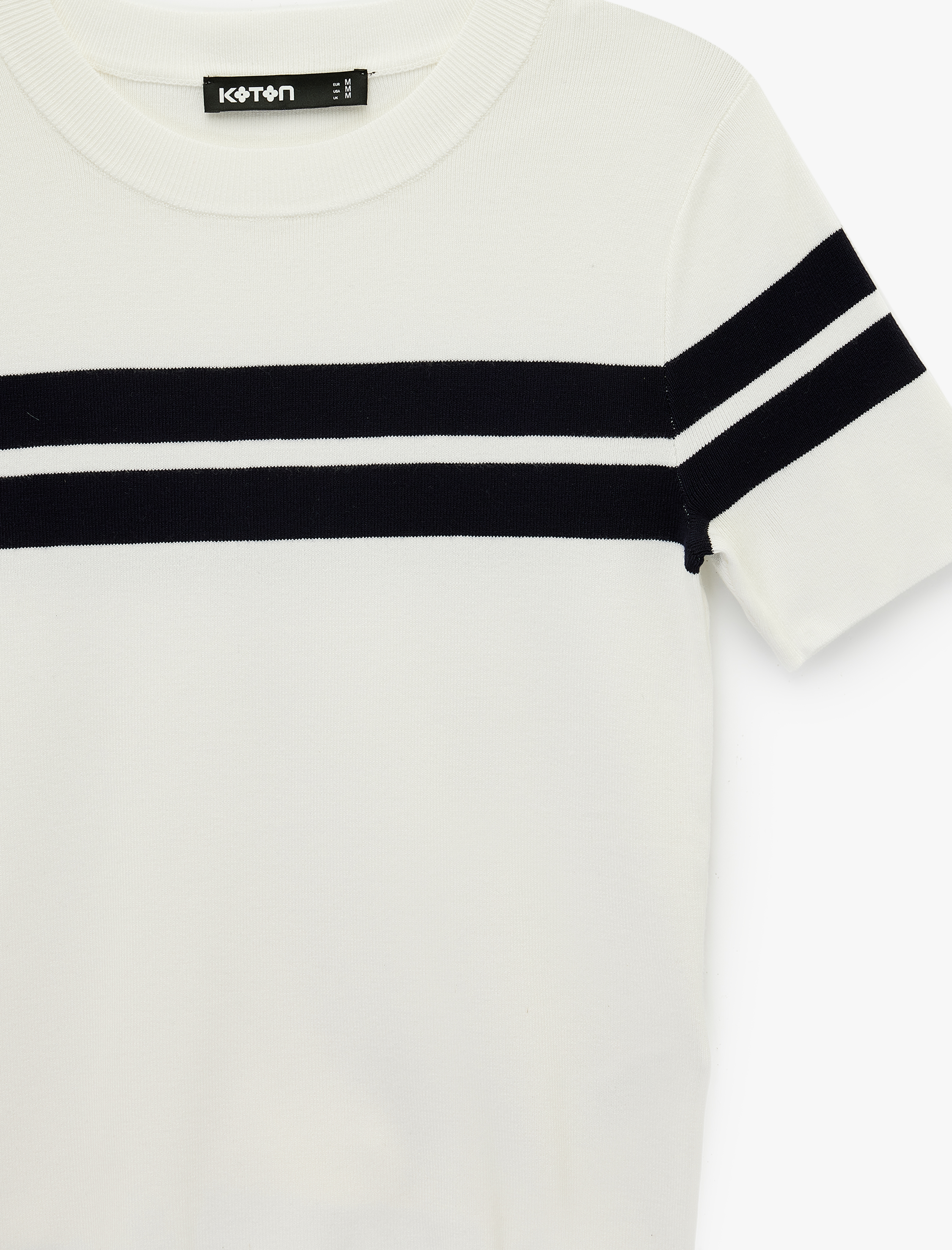   Kısa Kollu Bisiklet Yaka Çizgili Triko Kazak