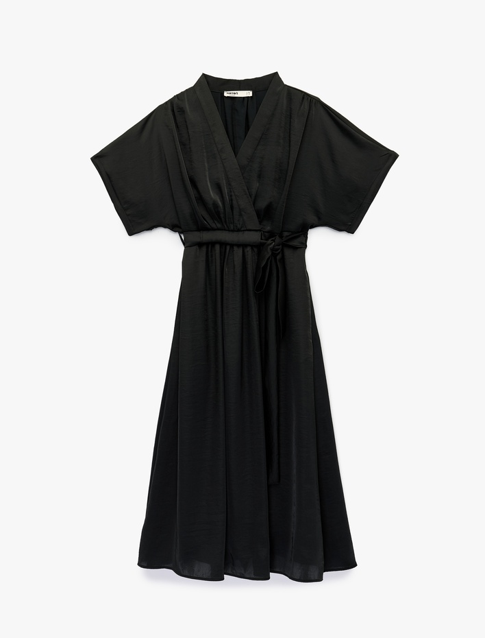  Kısa Kollu Kemer Detaylı Kruvaze Midi Saten Elbise