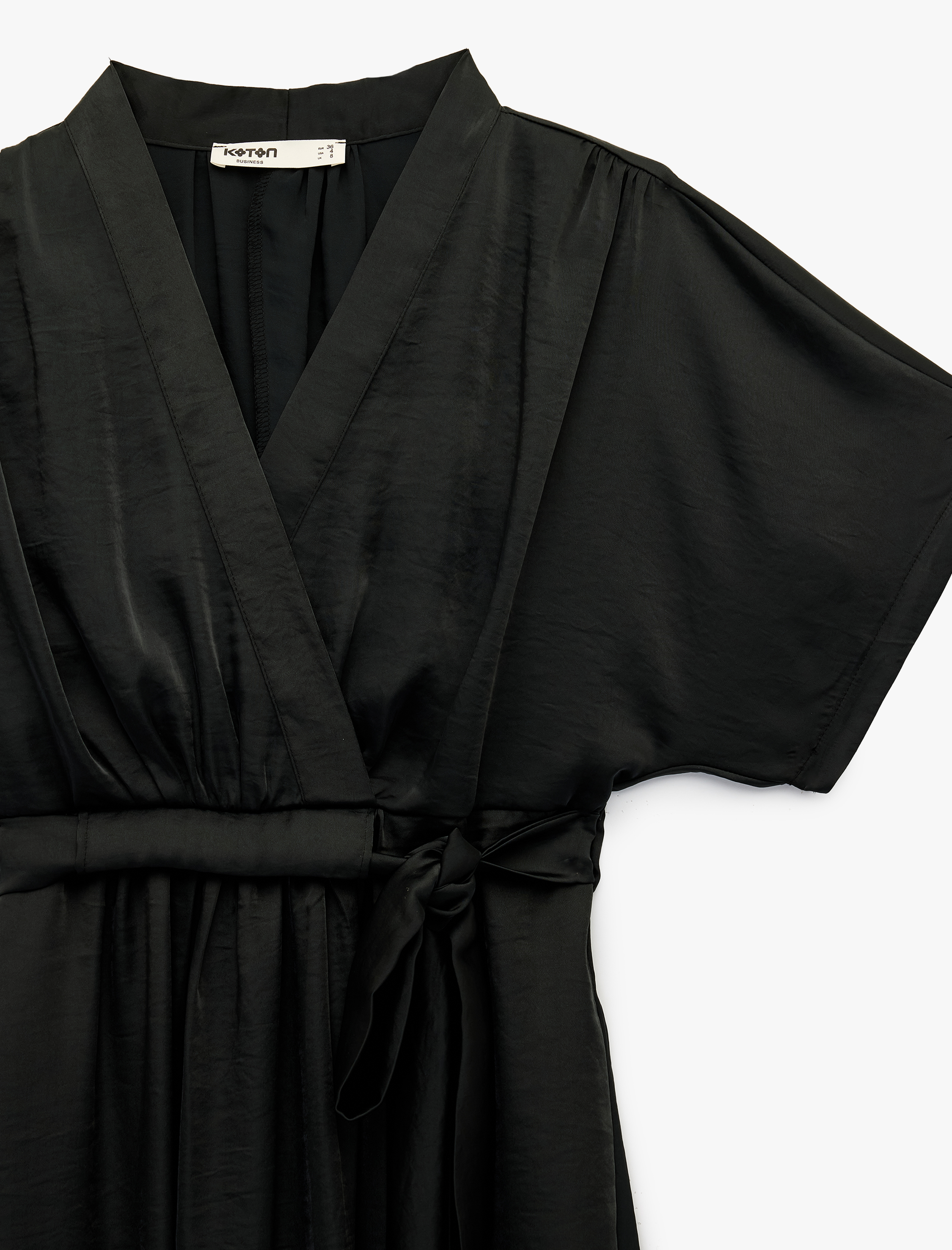   Kısa Kollu Kemer Detaylı Kruvaze Midi Saten Elbise