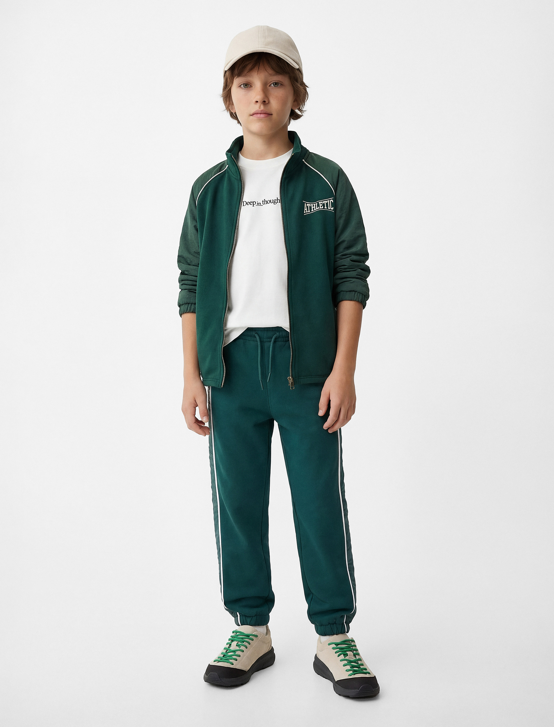  Erkek Çocuk Pamuklu Beli Lastikli Cepli Şardonlu Jogger Eşofman Altı