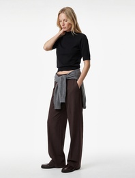 Beli Bağcıklı Bağlamalı Cepli Düz Geniş Paça Kumaş Pantolon